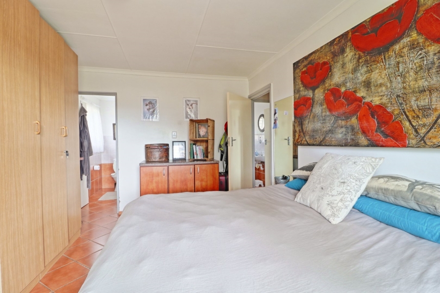 3 Bedroom Property for Sale in Hartenbos Heuwels Western Cape